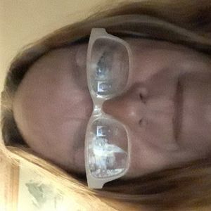 Meet your Posher, Carmen